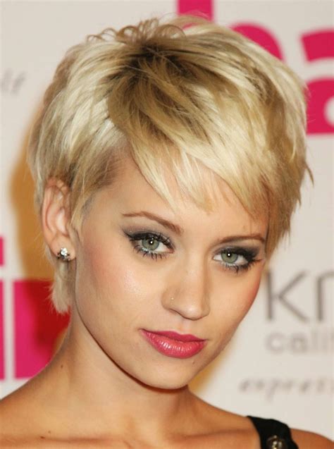 beautiful women with short haircuts